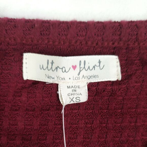 Ultra Flirt Waffle Knit Henley Top Size XS NEW - Picture 4 of 9